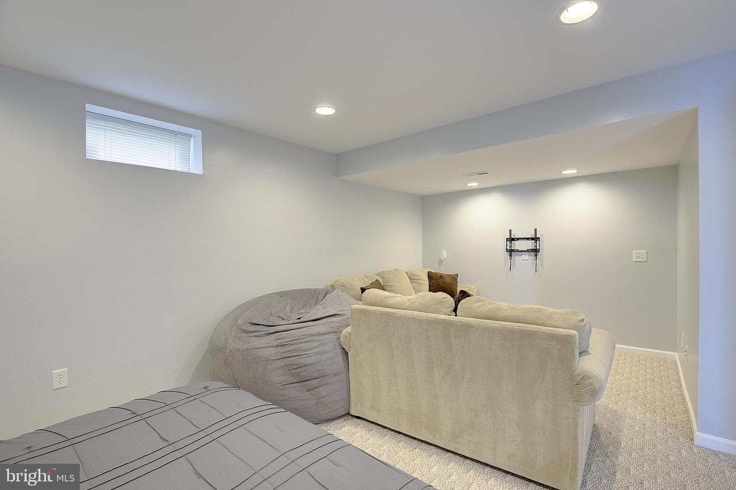 2424 Valley Brook Lane photo 27
