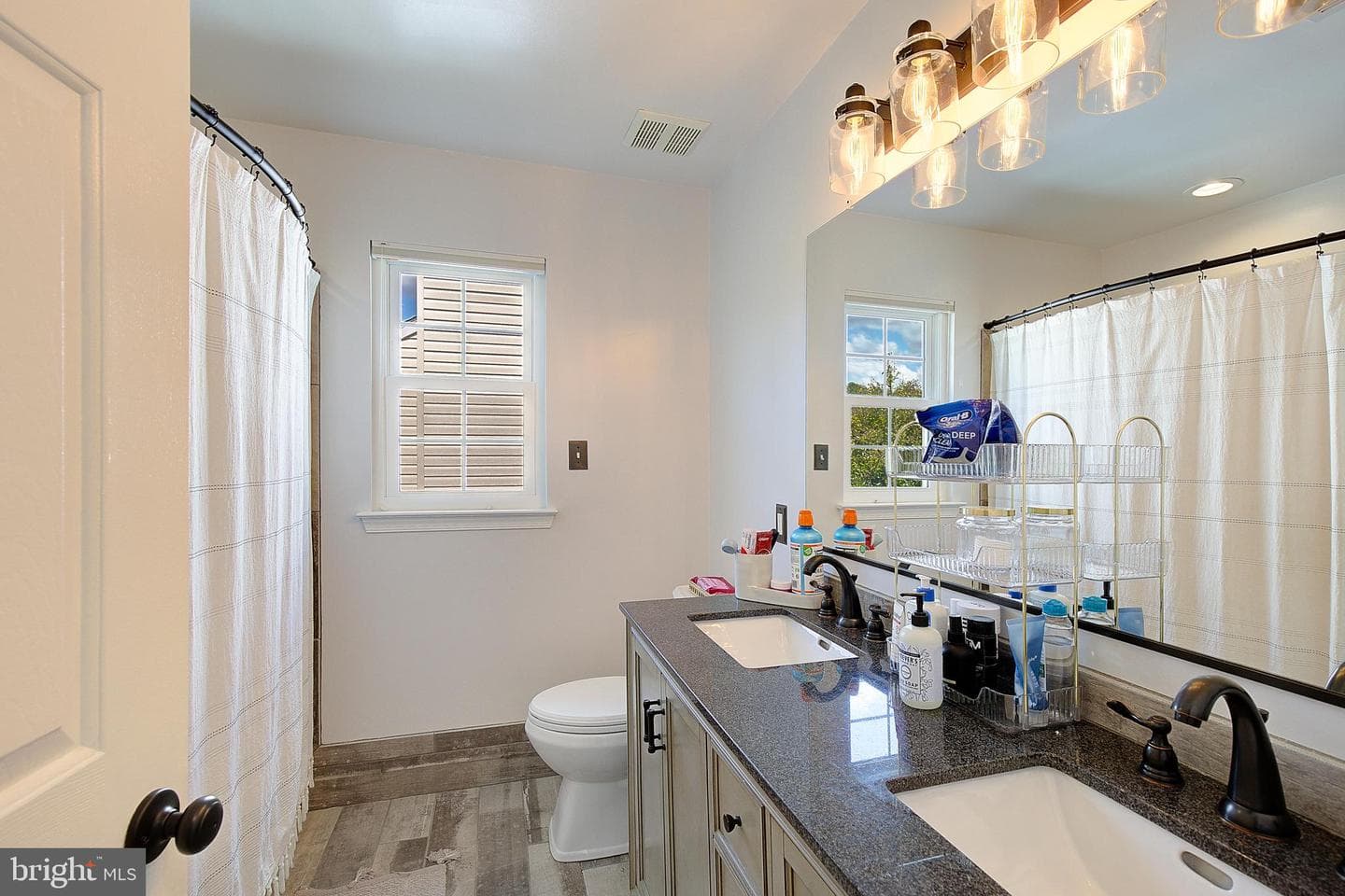 2424 Valley Brook Lane photo 35