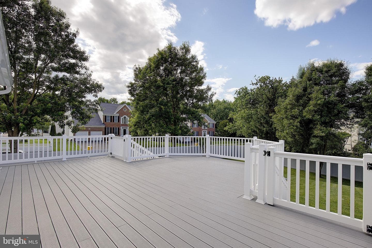 2424 Valley Brook Lane photo 50
