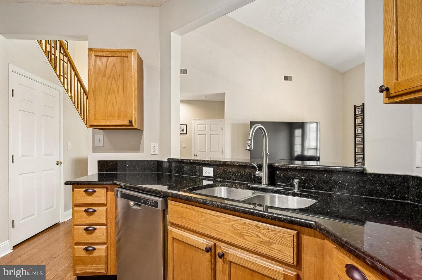 2400 Chestnut Terrace Court #303 photo 12