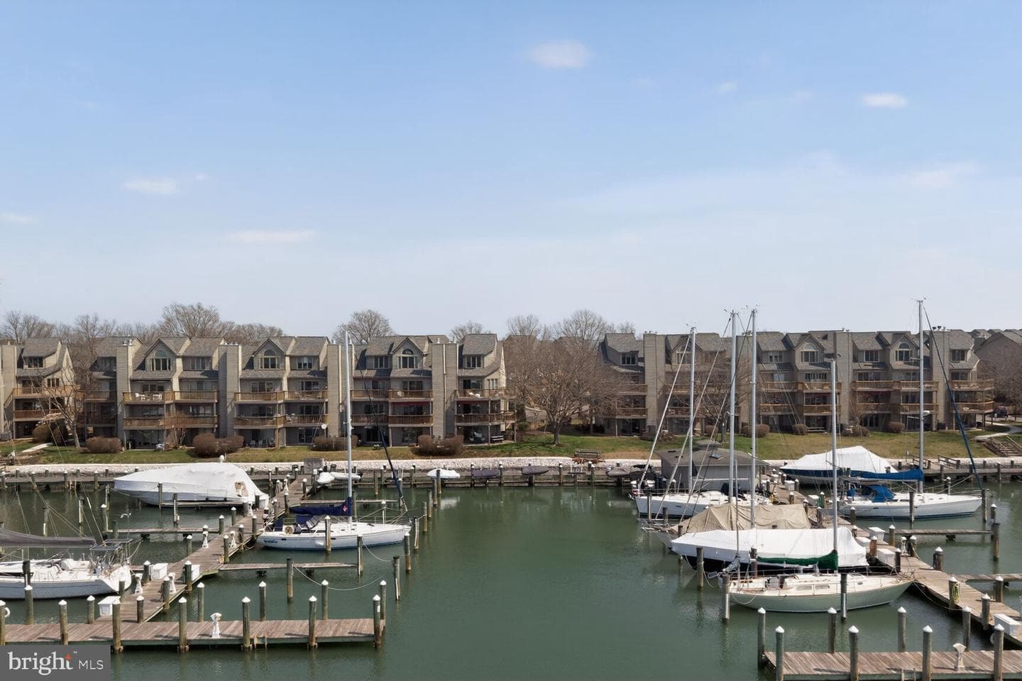 2186 Chesapeake Harbour Drive E photo 3
