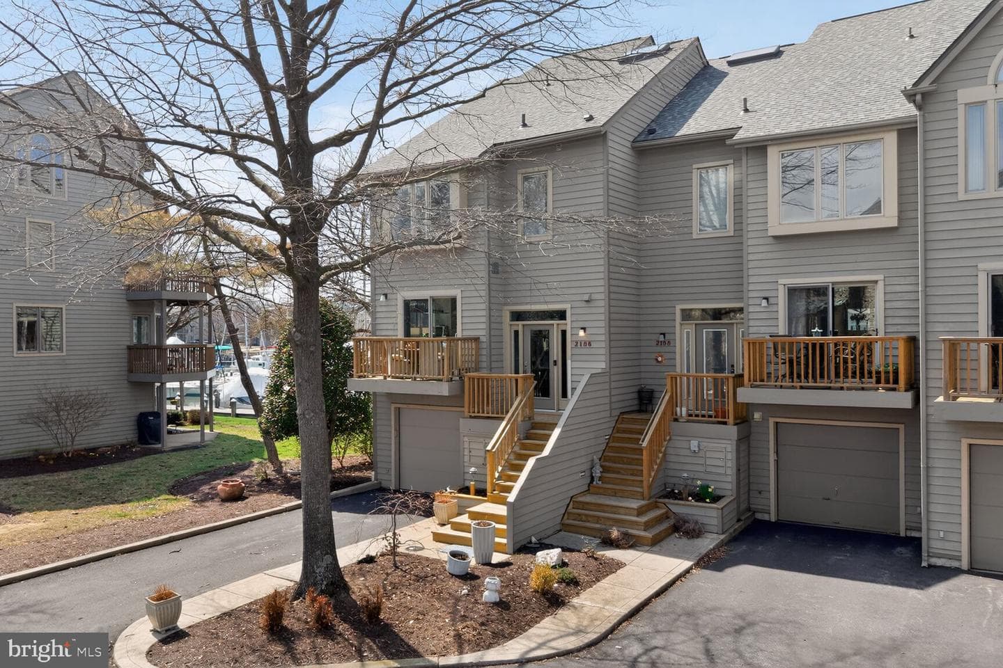 2186 Chesapeake Harbour Drive E photo 4