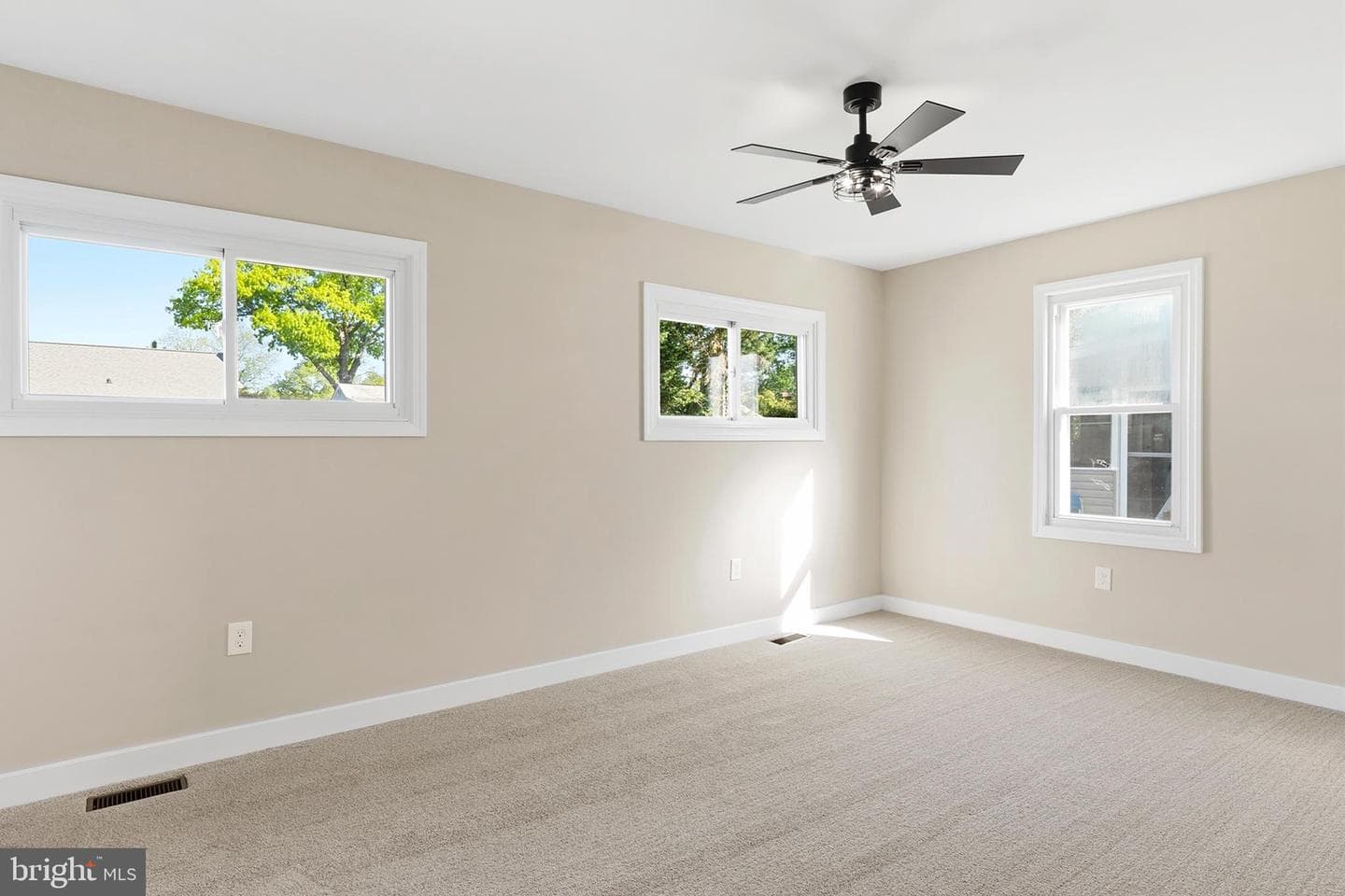 182 Lake Road photo 10