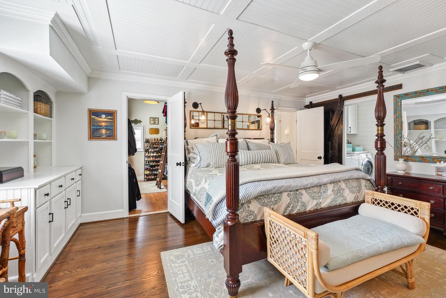 304 Riggs Avenue photo 32