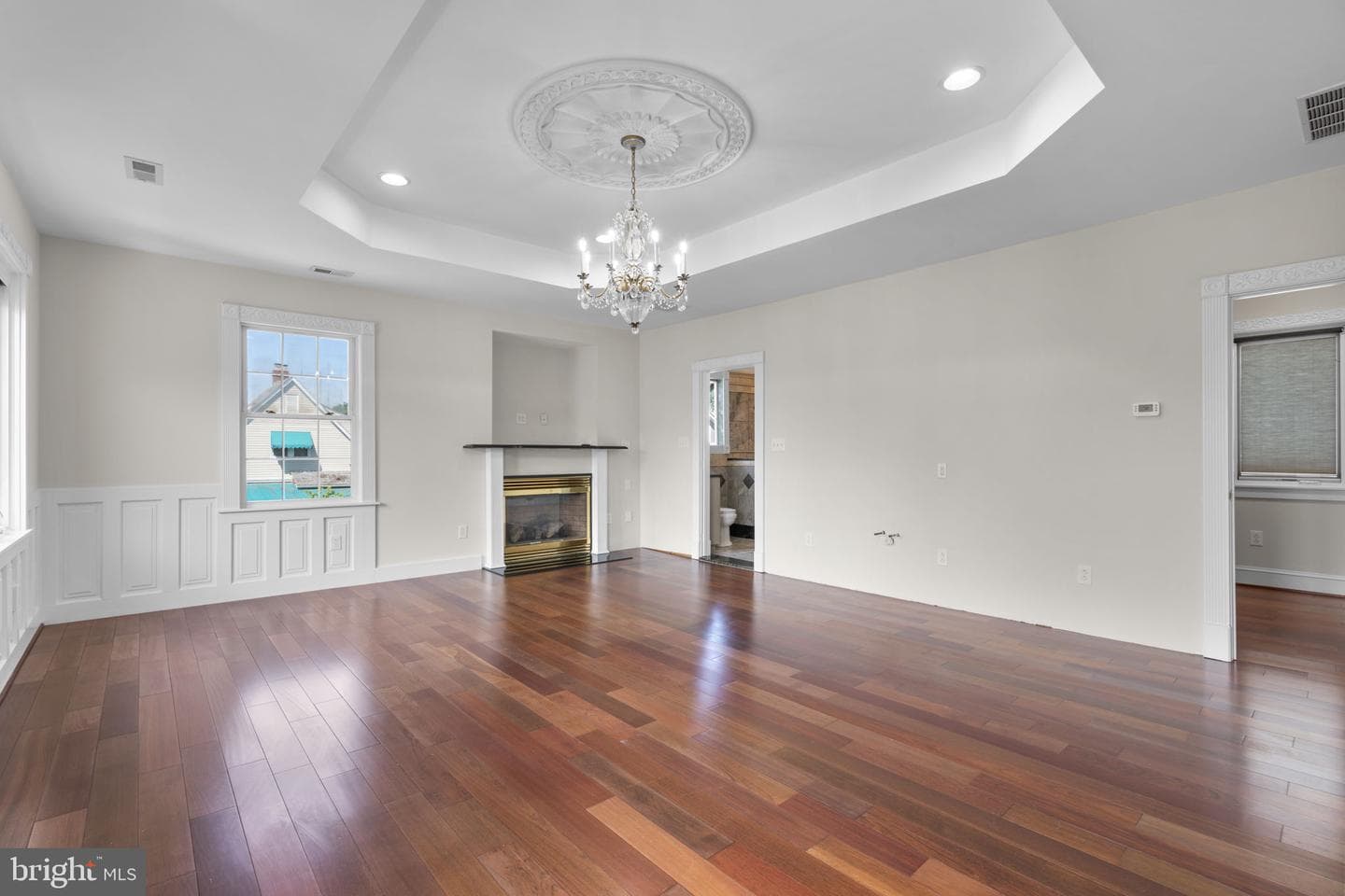 107 Monticello Ave photo 37
