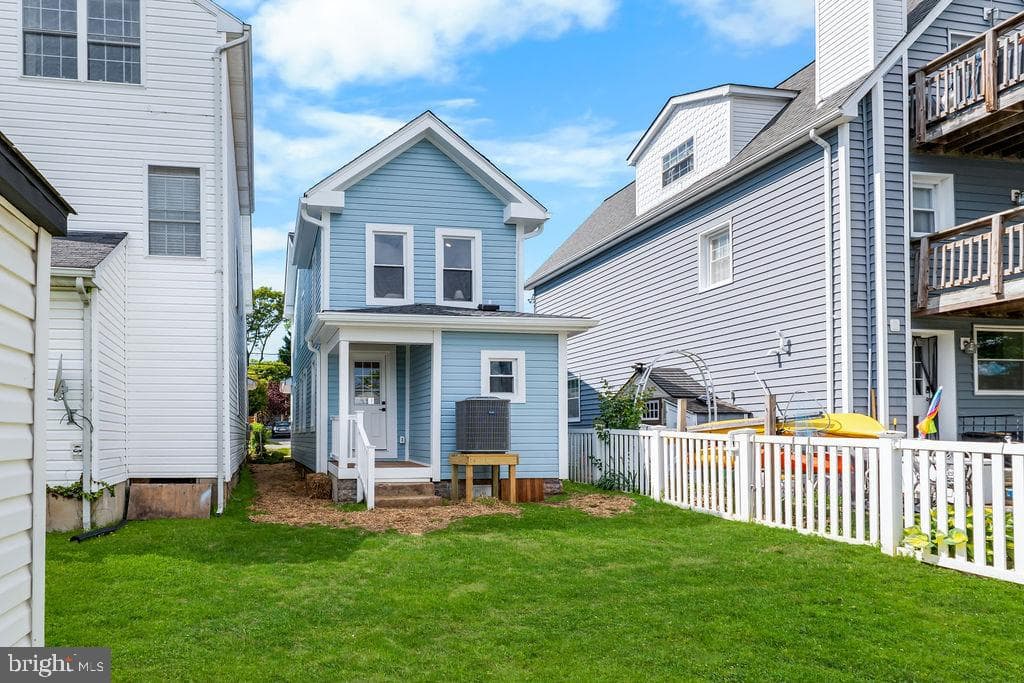 131 Eastern Avenue photo 24
