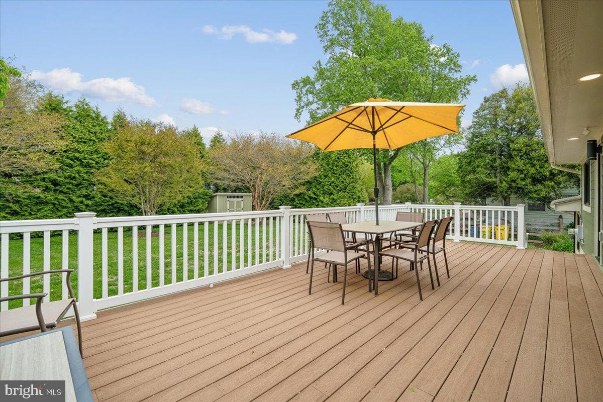 102 Green Spring Drive photo 41