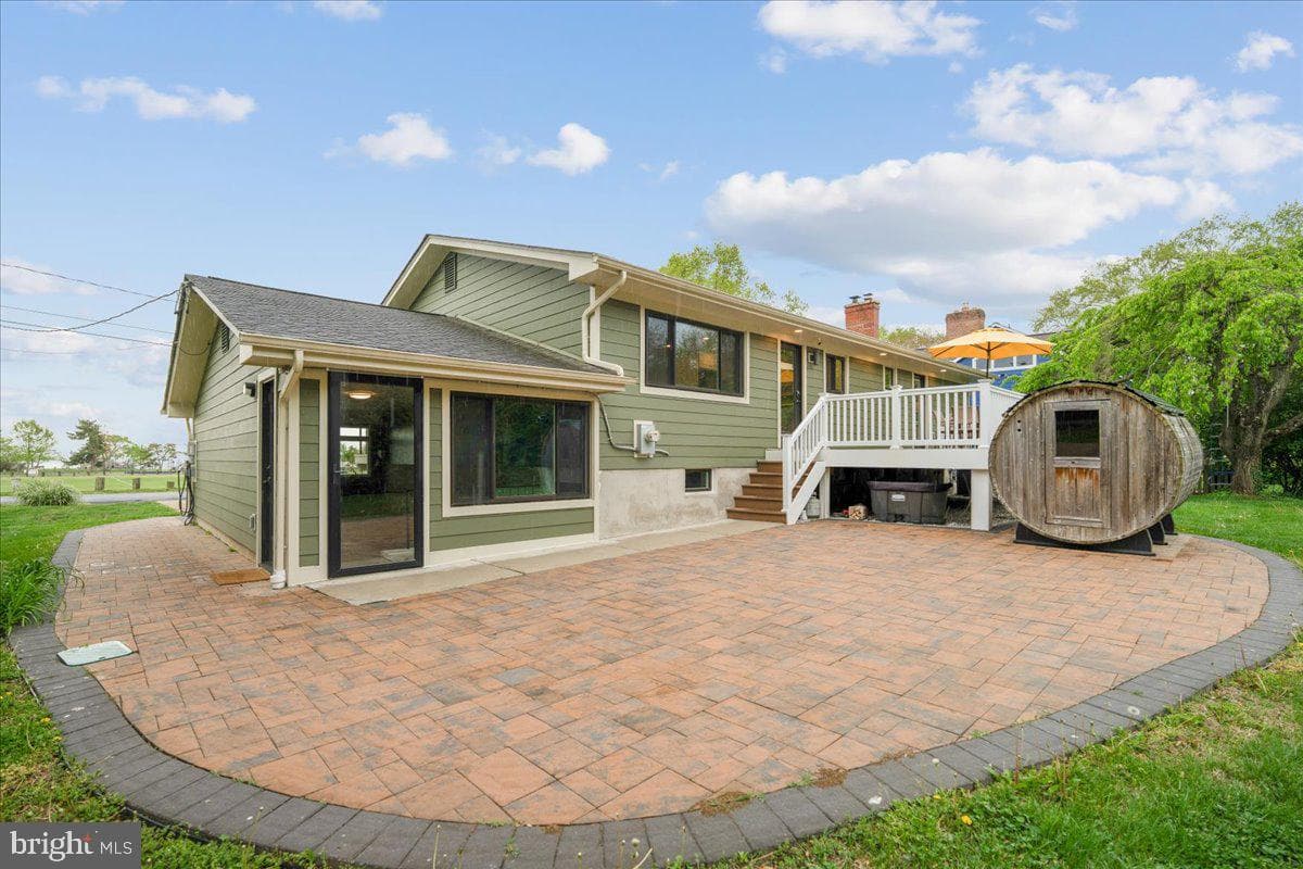 102 Green Spring Drive photo 44