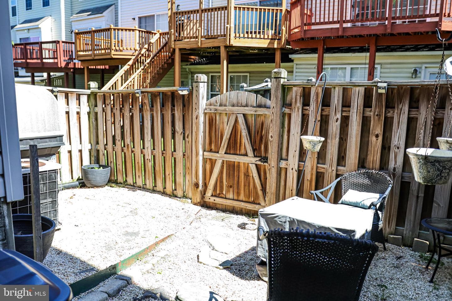 8311 Frostwood Dr photo 22