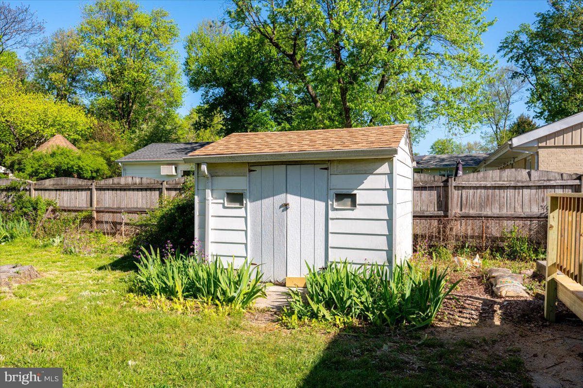 8068 Clark Station Road photo 33