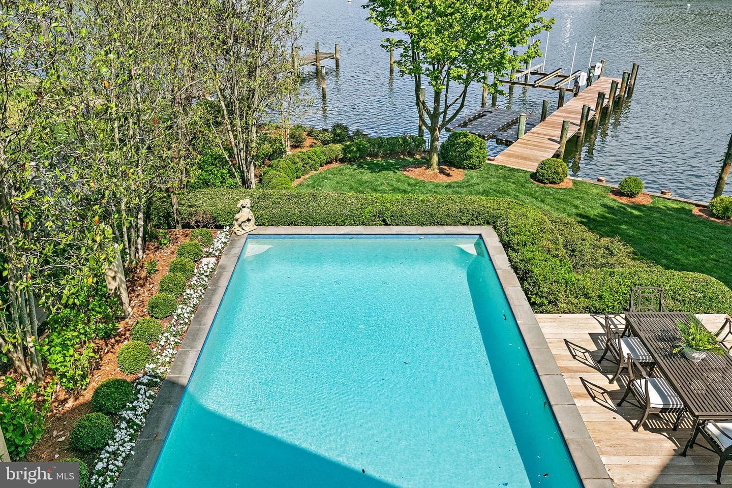 8 Spa View Circle photo 40