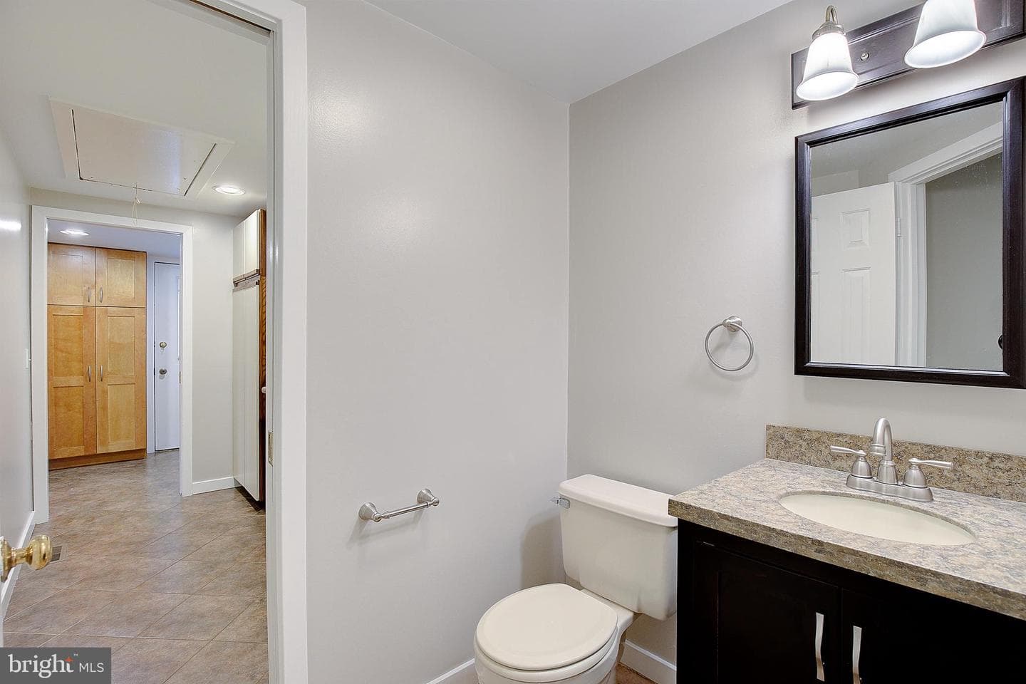 613 Woodsmans Way photo 14