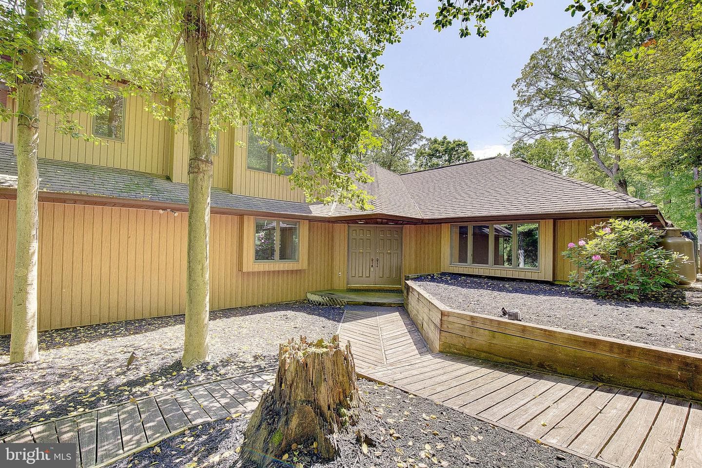 613 Woodsmans Way photo 3
