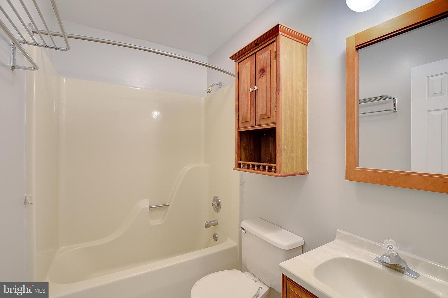 613 Woodsmans Way photo 36