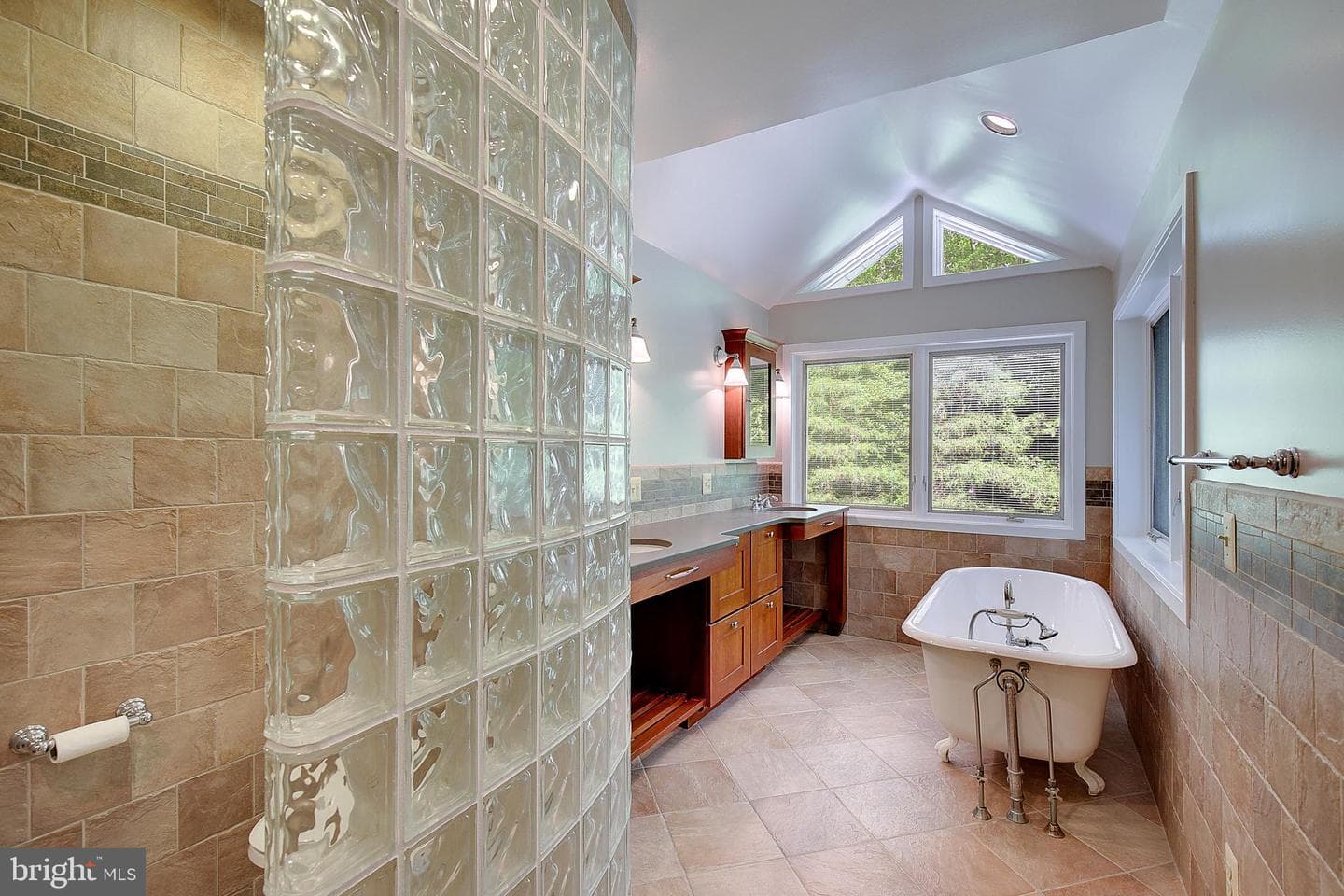 613 Woodsmans Way photo 38