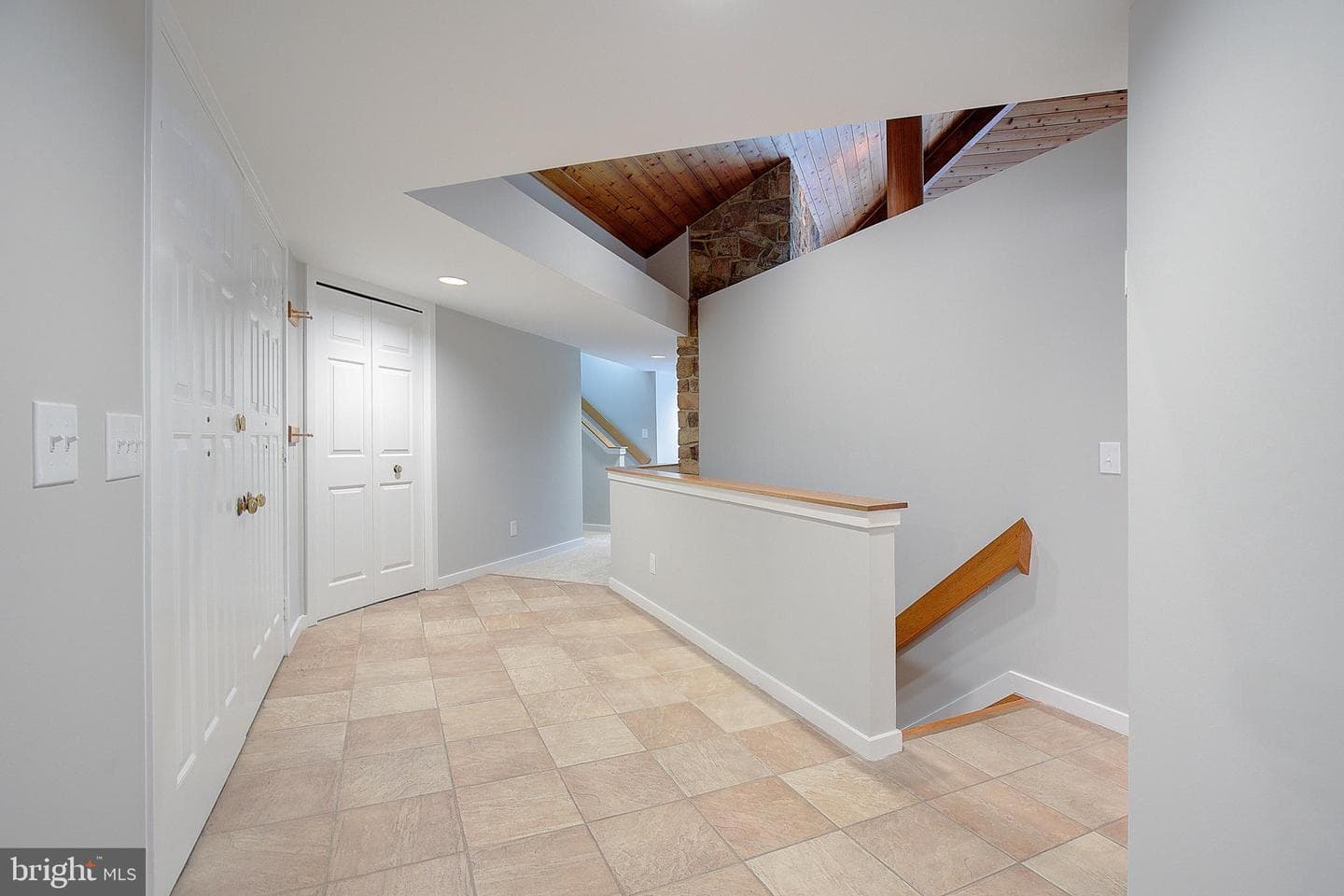 613 Woodsmans Way photo 6