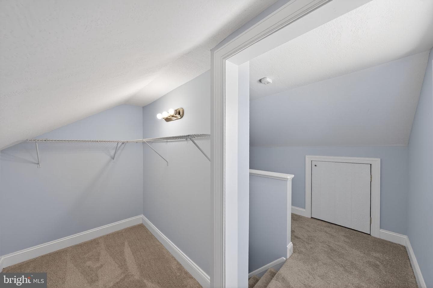 8 Hanford Drive photo 17