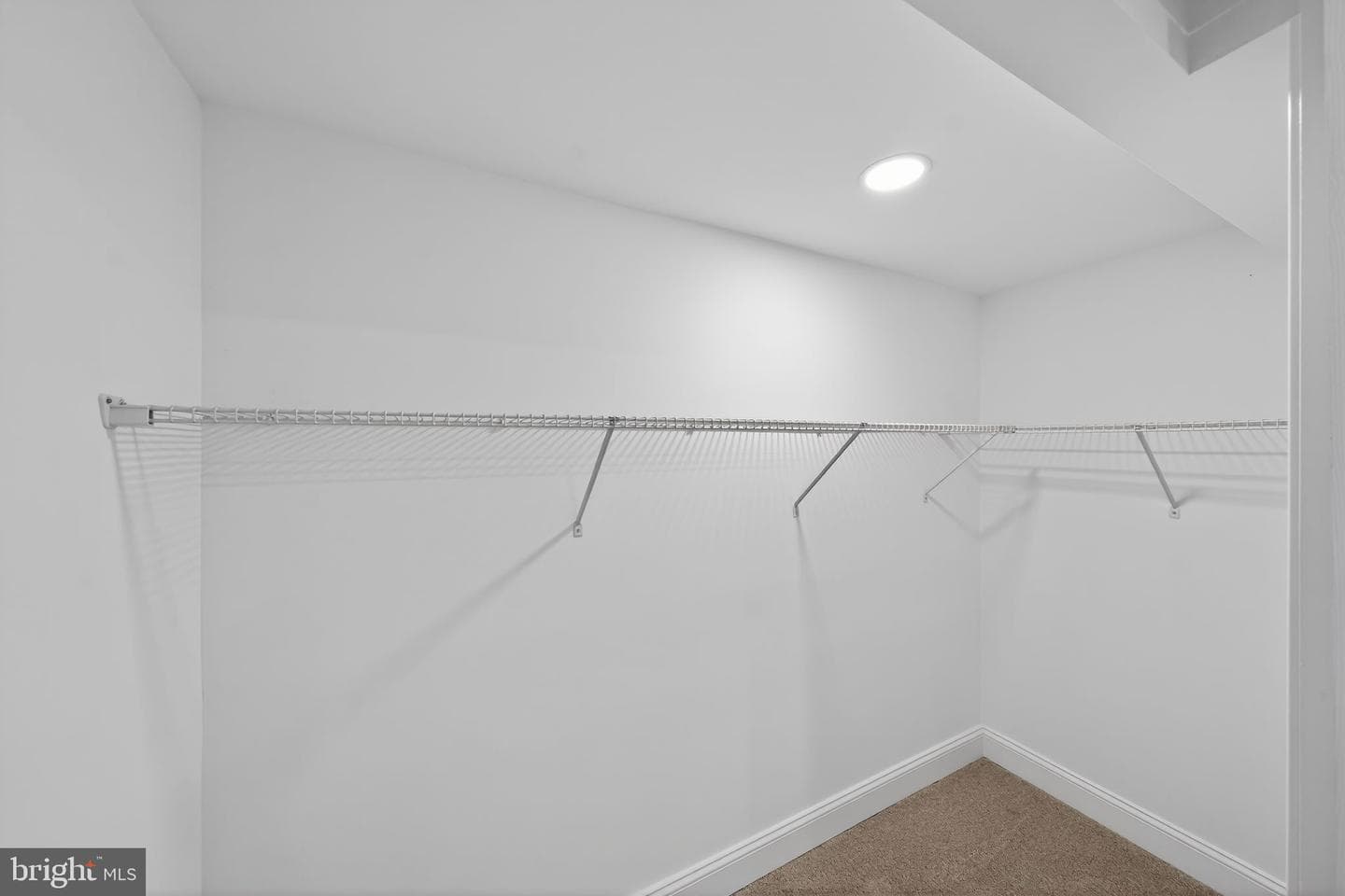 8 Hanford Drive photo 18