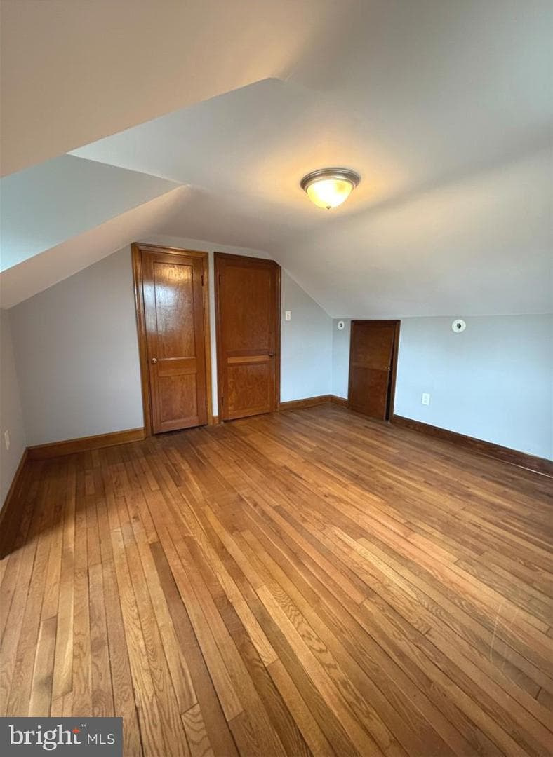 312 Townsend Avenue photo 18