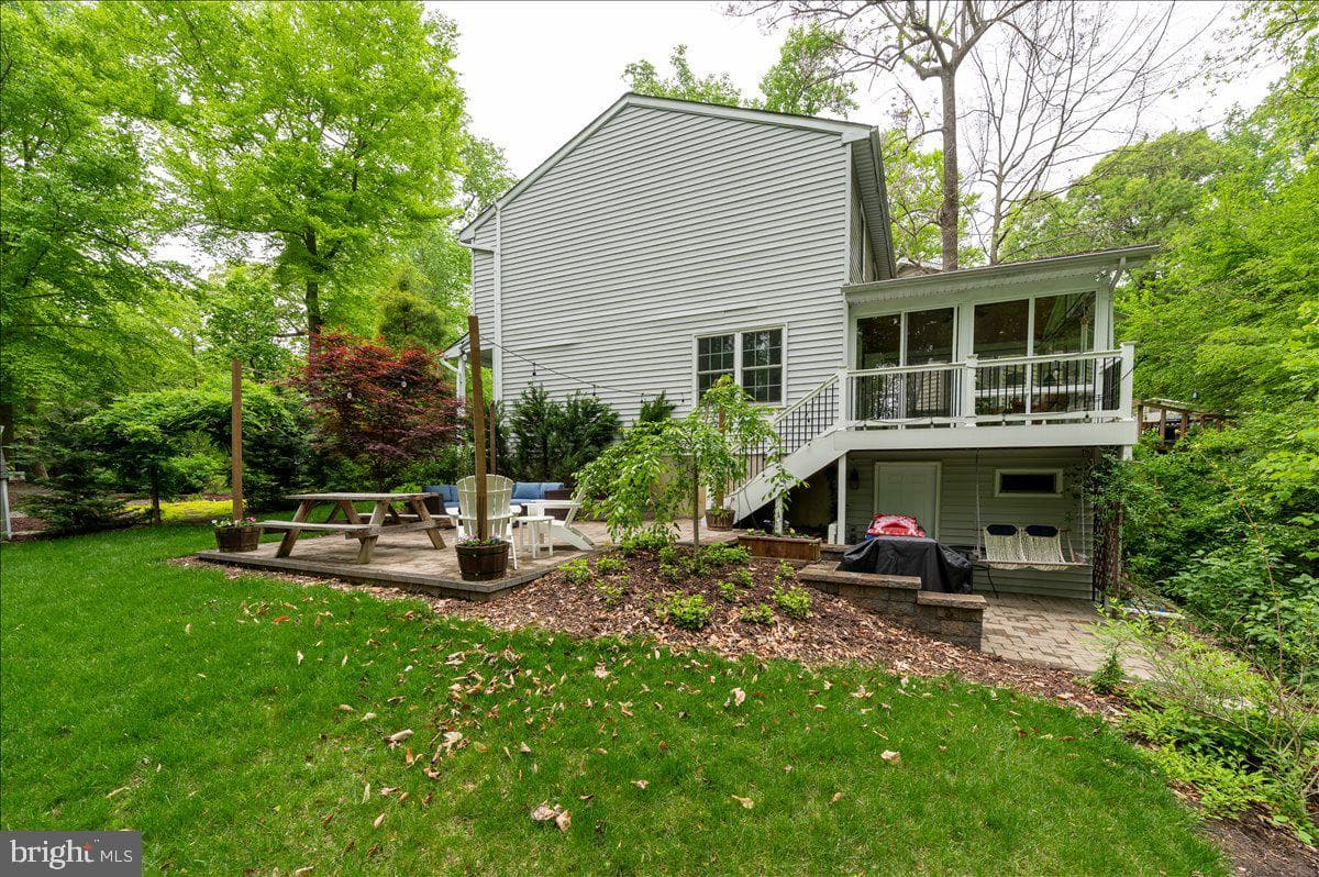 949 Buttonwood Trail photo 37