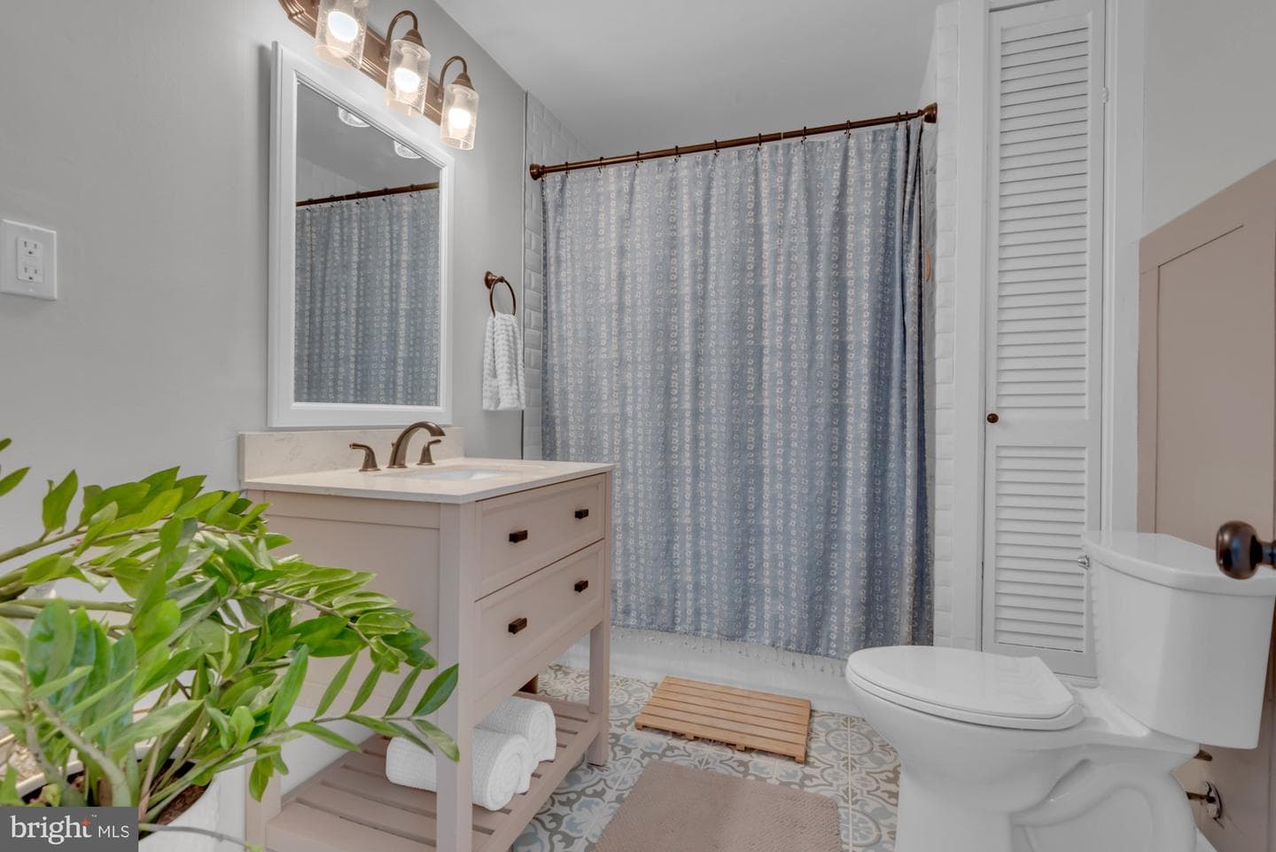 1623 Riverdale Drive photo 6