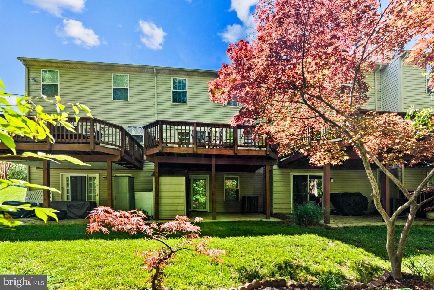 1457 Falcon Nest Court photo 37