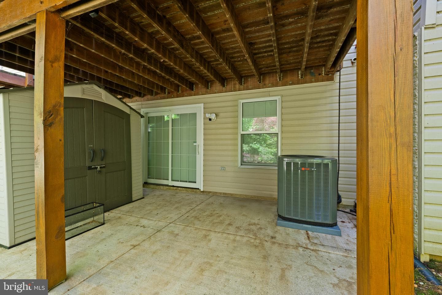 1457 Falcon Nest Court photo 39