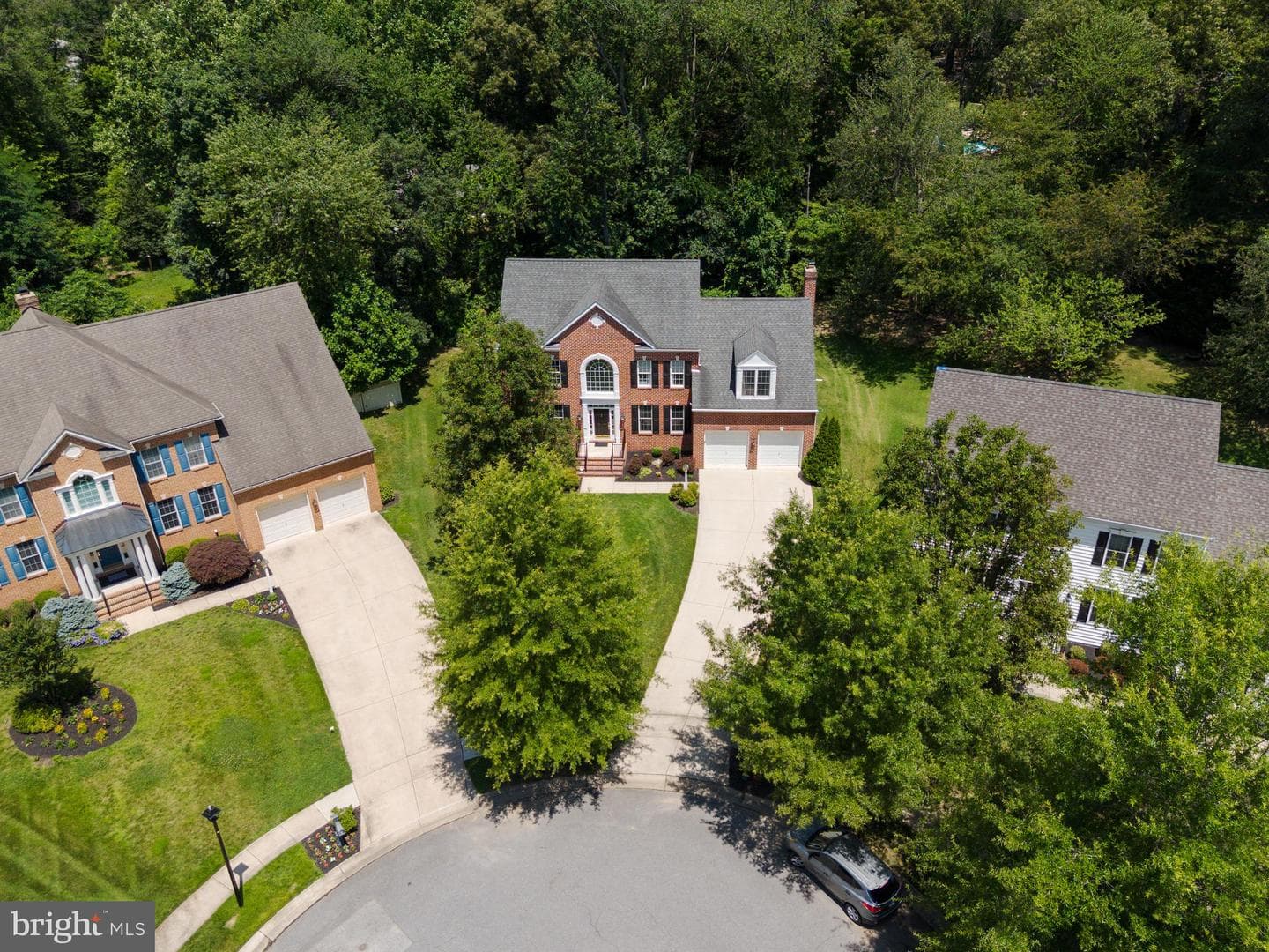 1340 Bluegrass Way photo 3