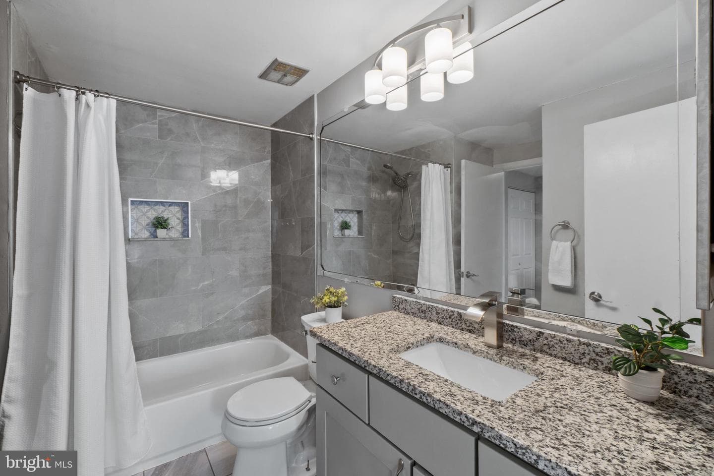 547 Dahlgreen Road photo 17