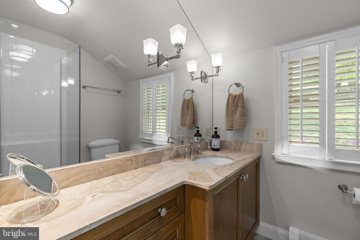 674 Hendler Road photo 20