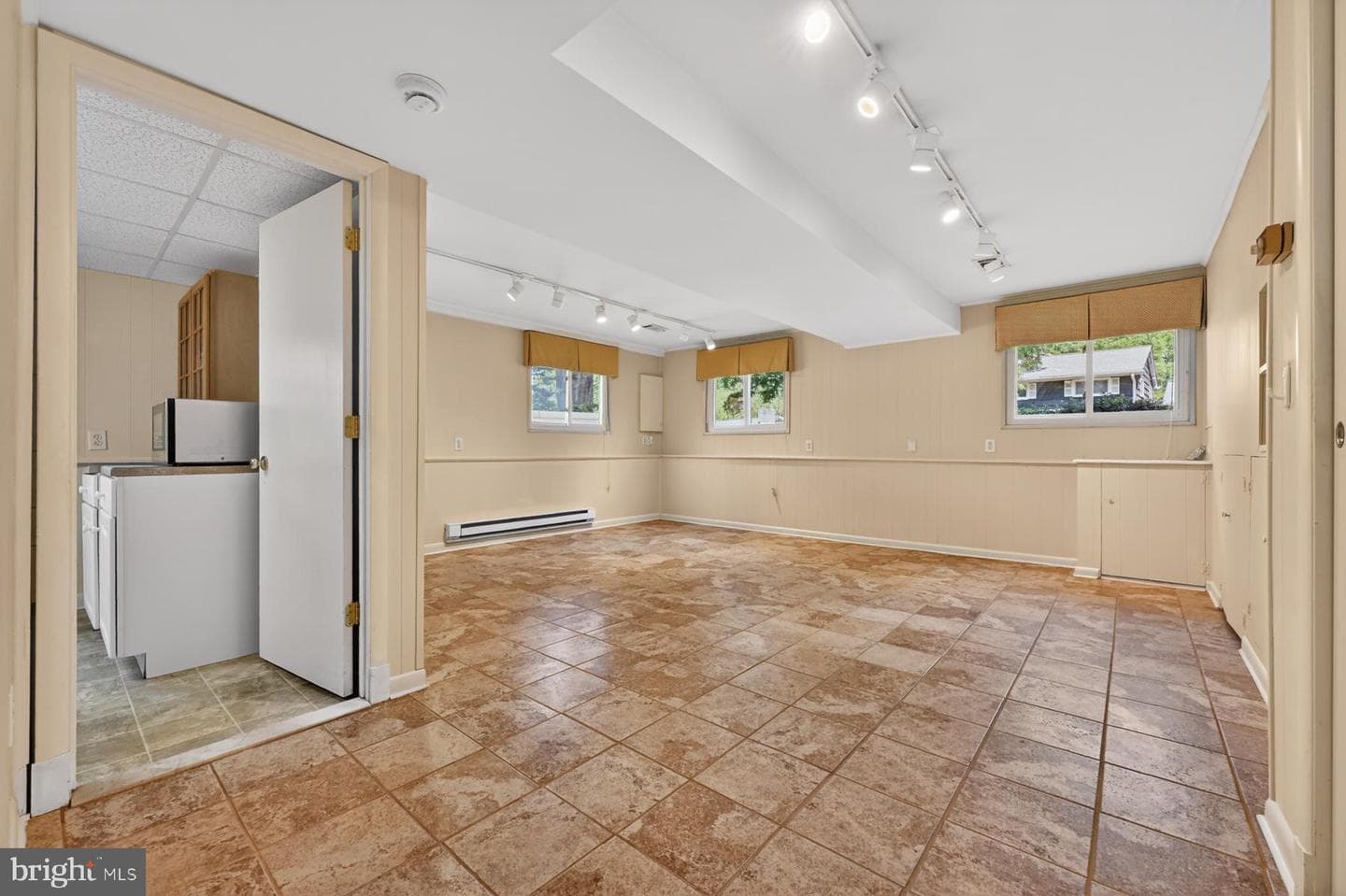 103 Wainwright Drive photo 33