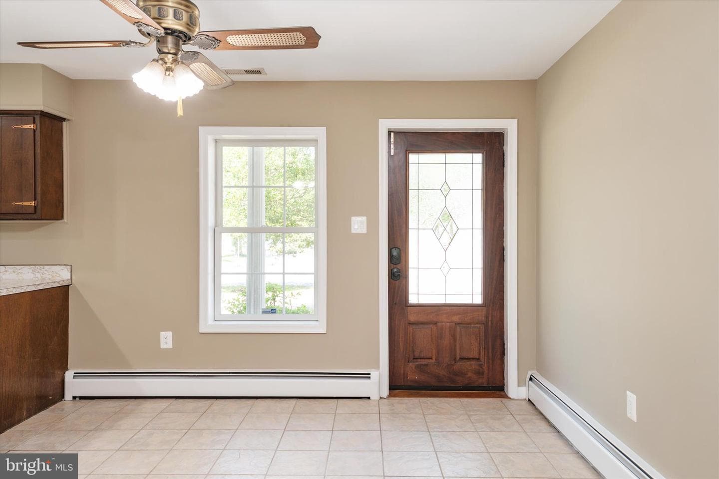 401 Beach Drive photo 27