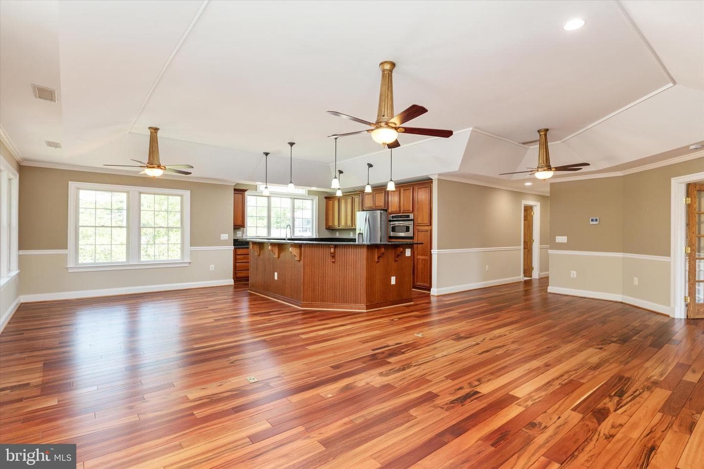 401 Beach Drive photo 6