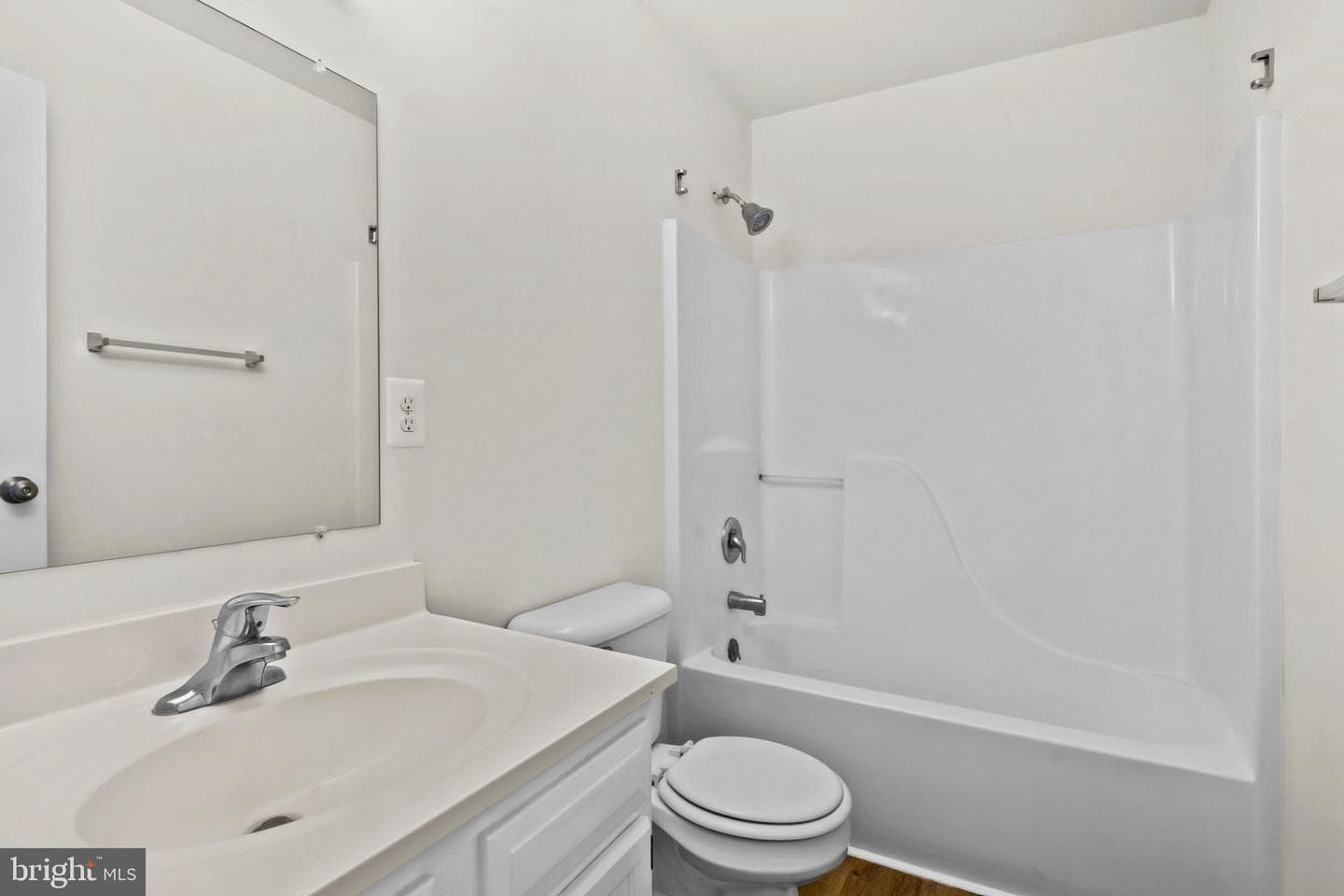 806 Selby Boulevard photo 15