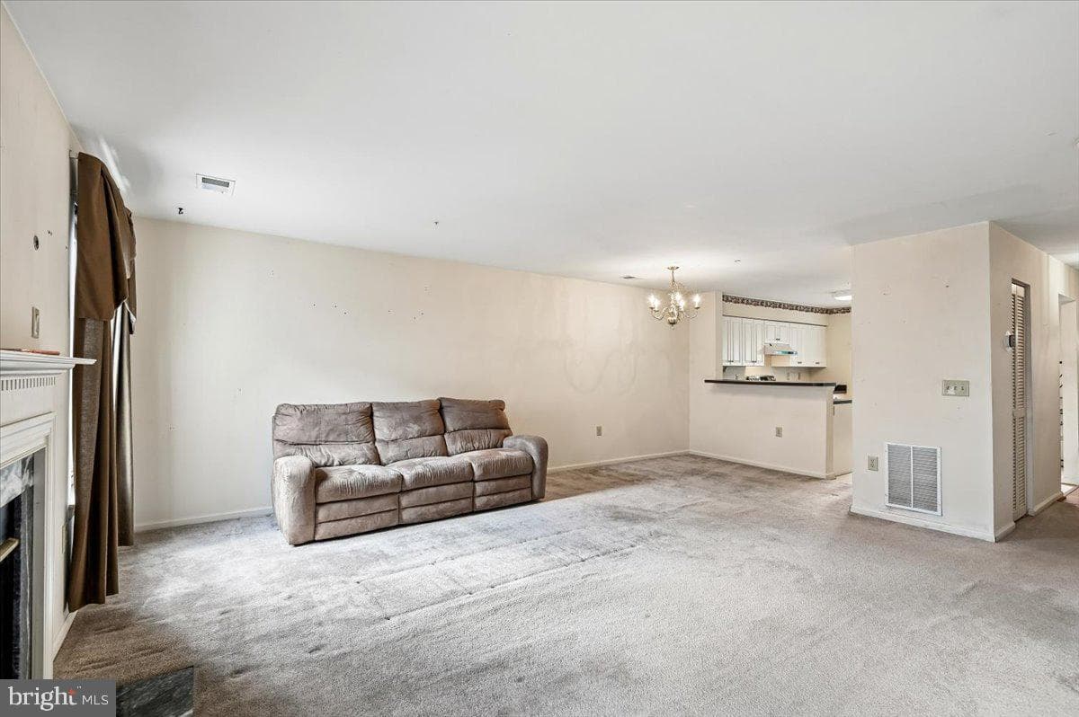 2441 Wentworth Drive photo 22