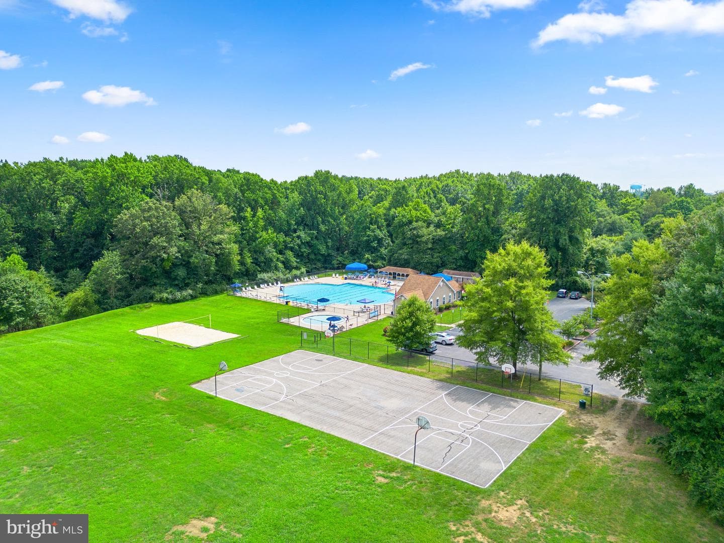 2441 Wentworth Drive photo 46