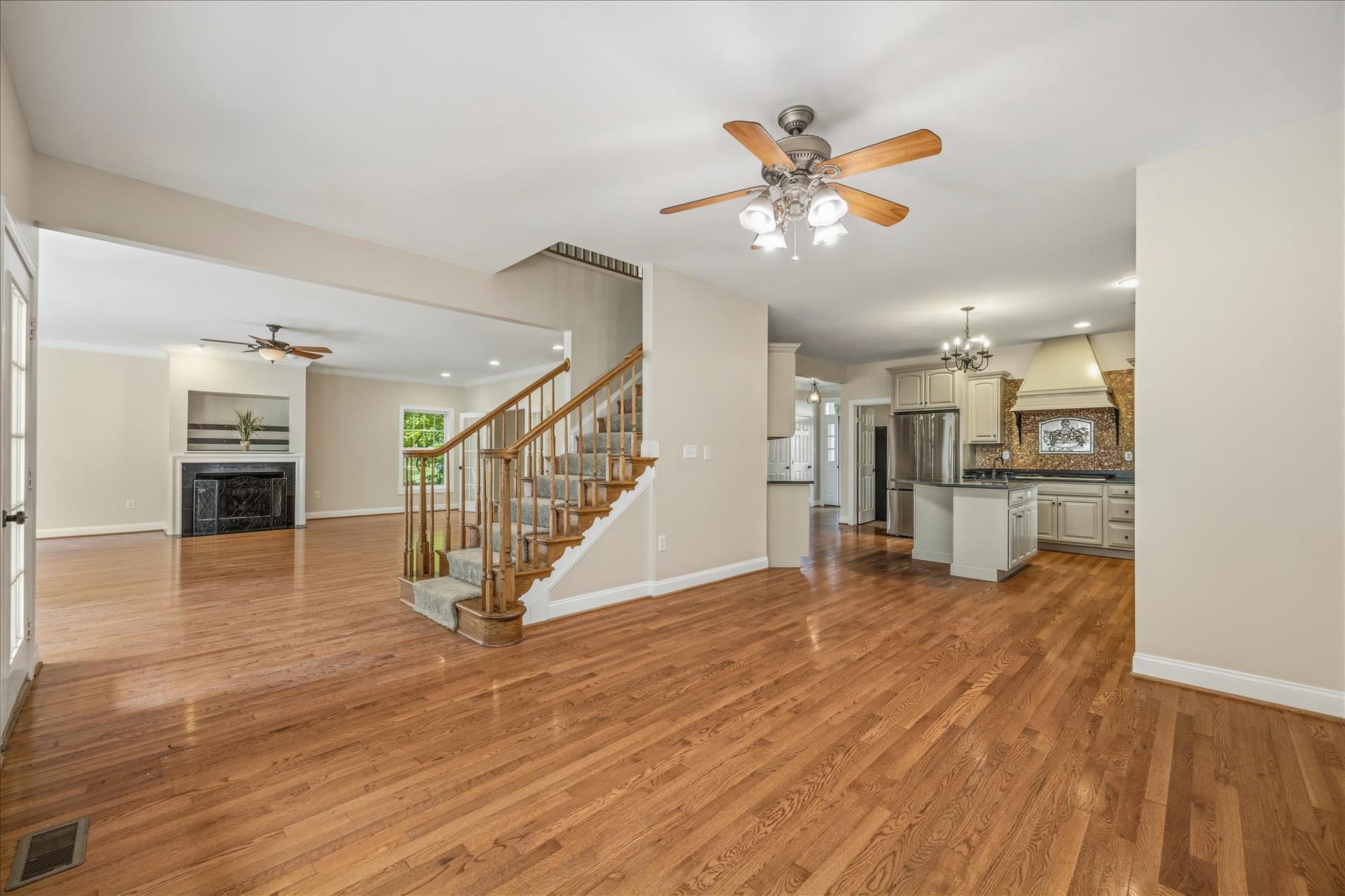 262 Capote Court E photo 17