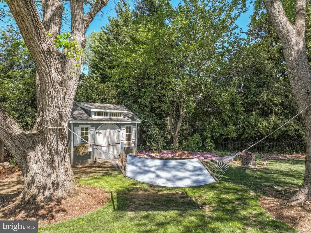 4 Chase Road photo 44