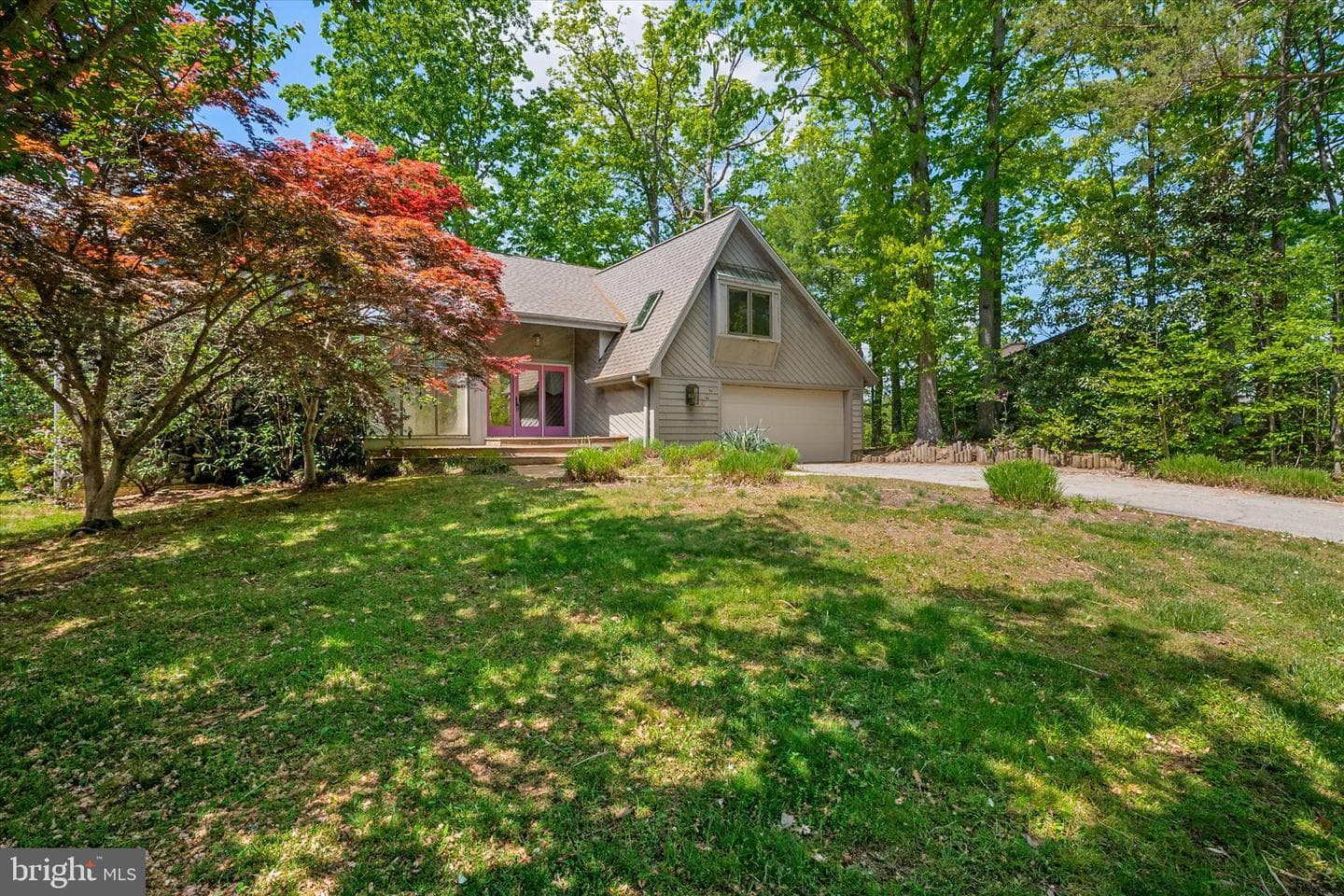 377 Broadview Lane photo 3
