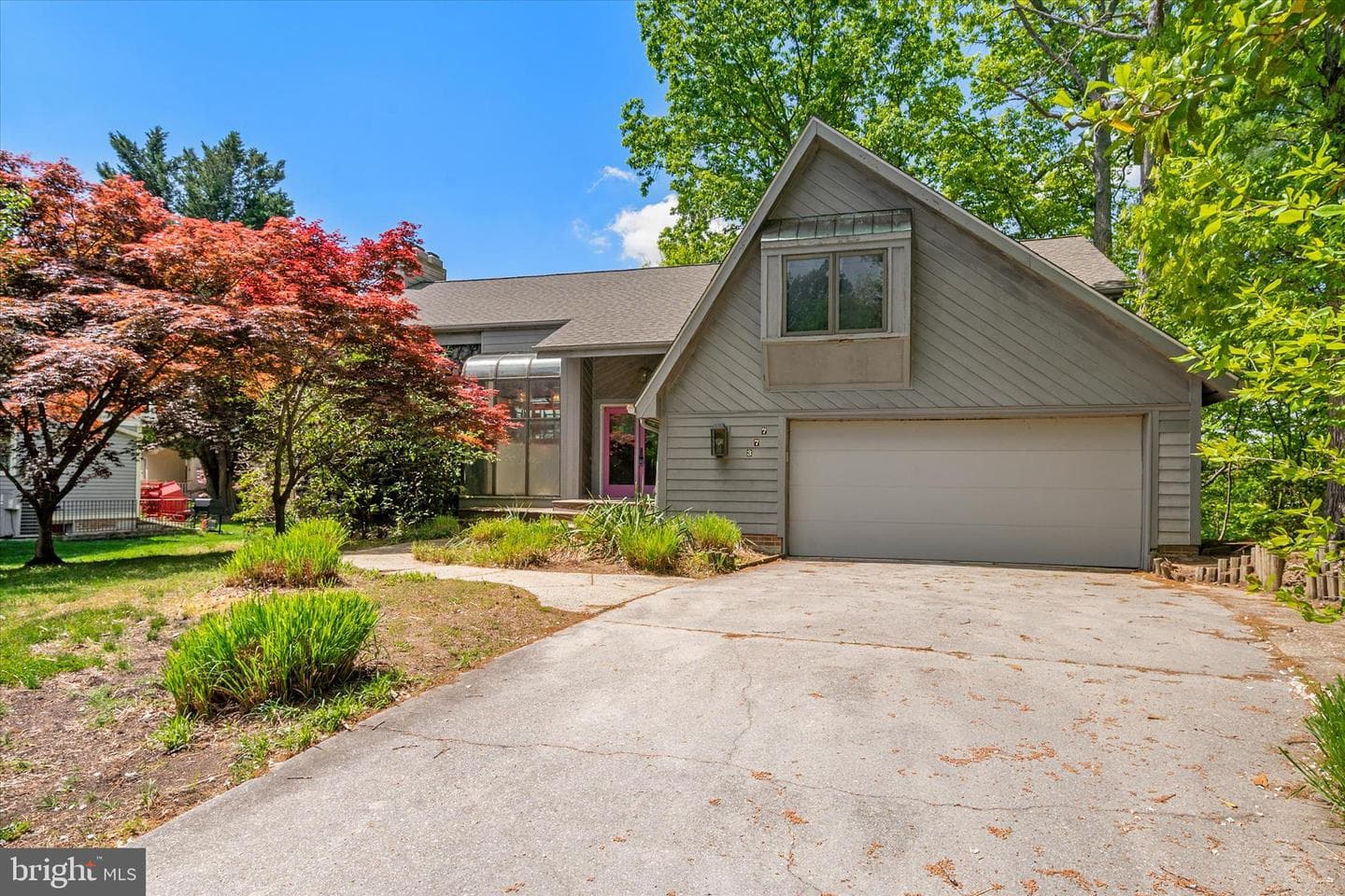 377 Broadview Lane photo 5