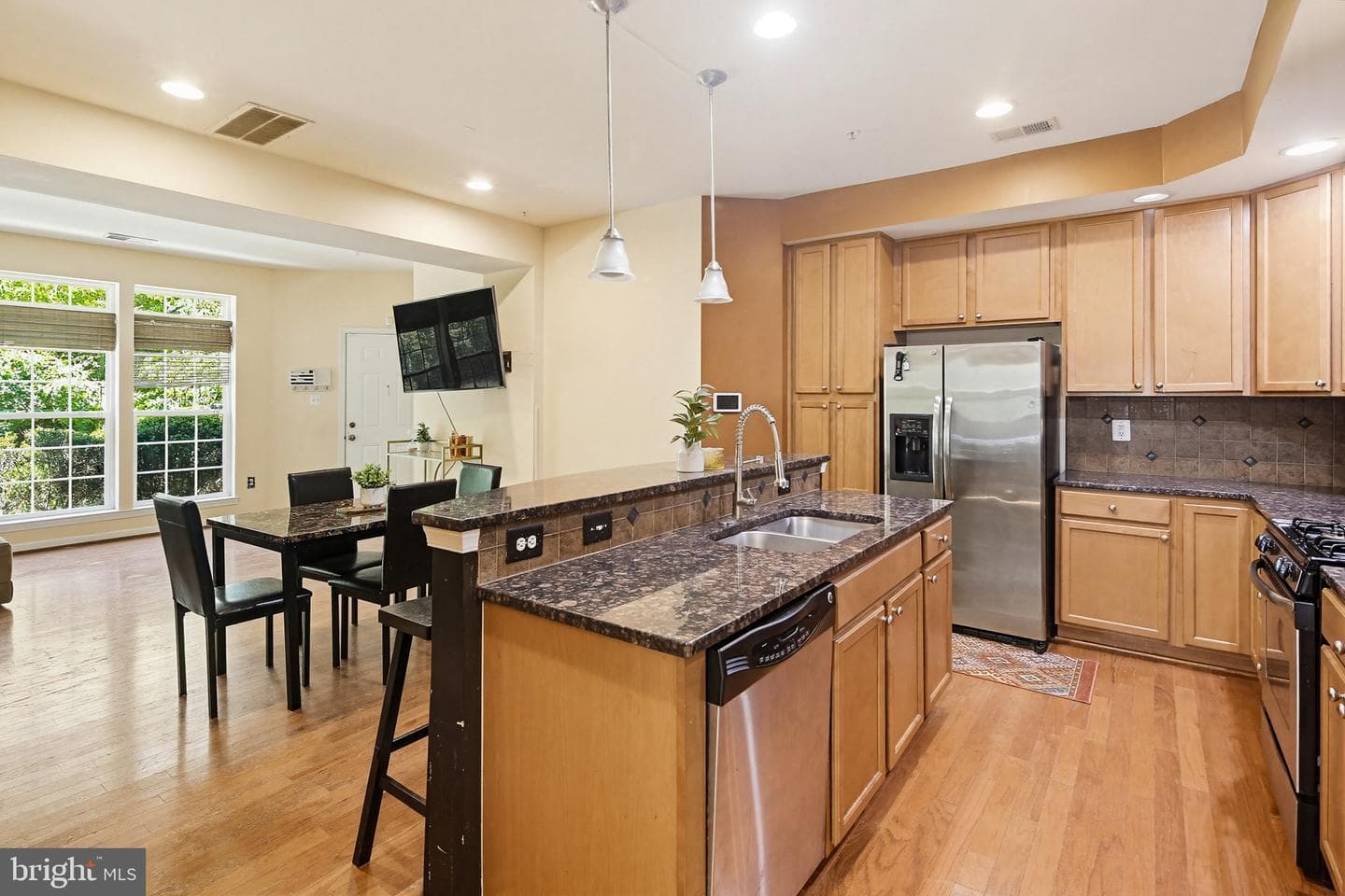 1467 Braden Loop photo 9