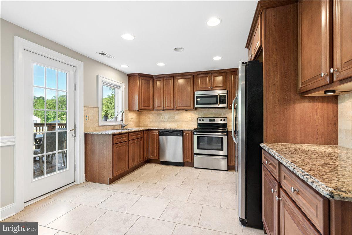 8350 Sycamore Road photo 20