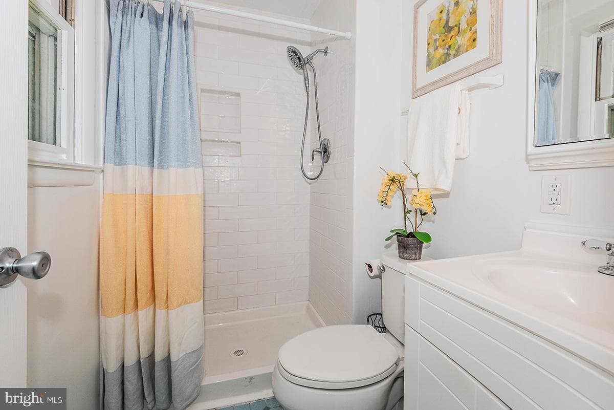 149 Northway photo 20