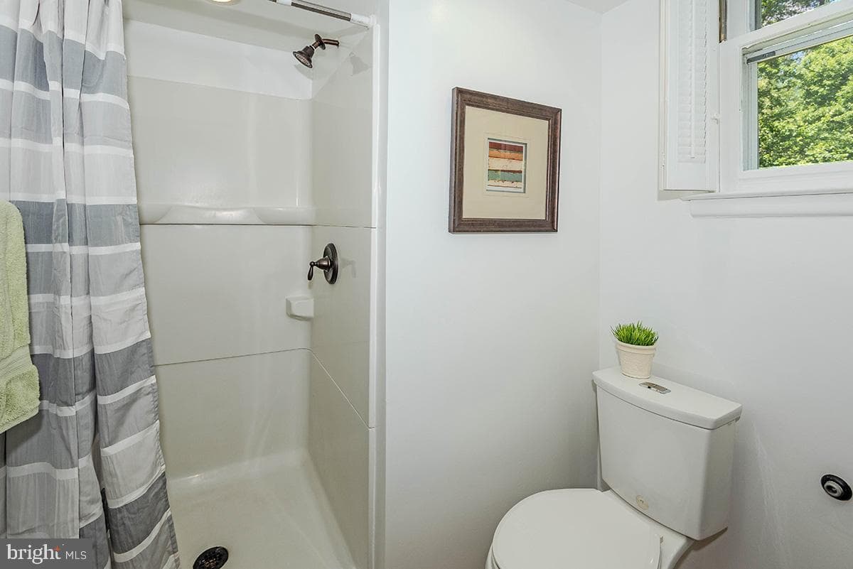 149 Northway photo 30