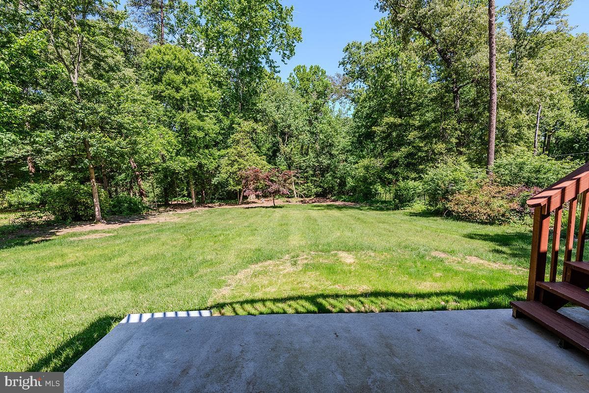 149 Northway photo 39