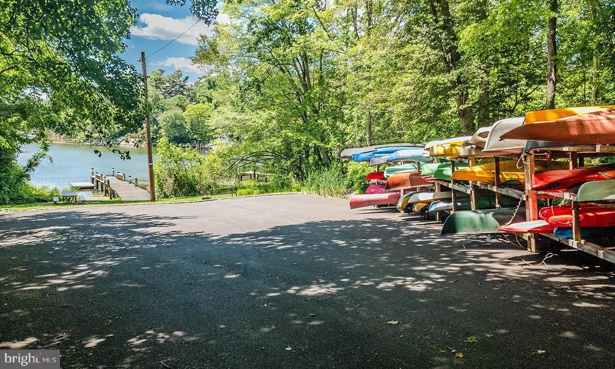 149 Northway photo 45