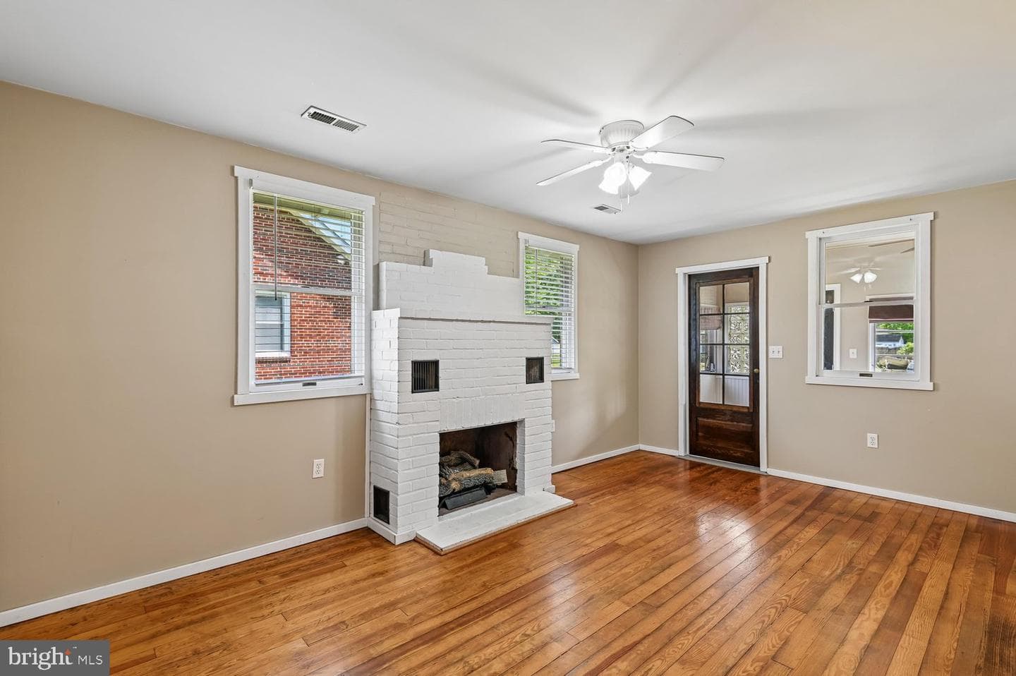 302 Linden Avenue photo 18