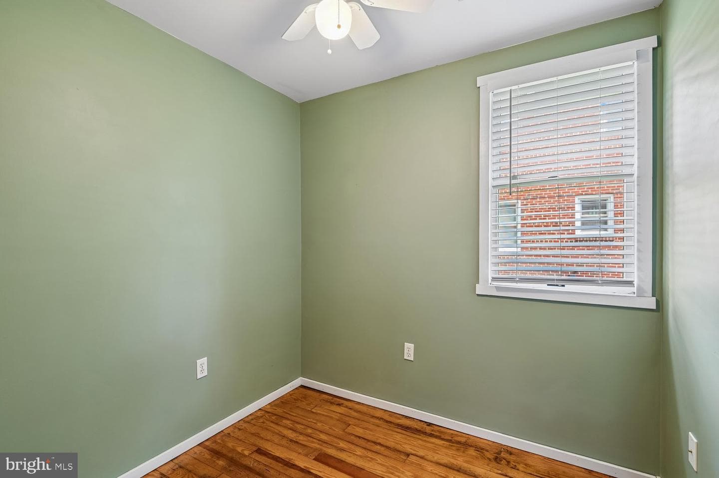 302 Linden Avenue photo 33