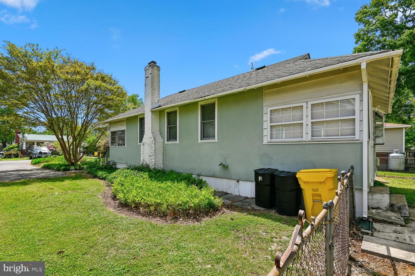 302 Linden Avenue photo 39