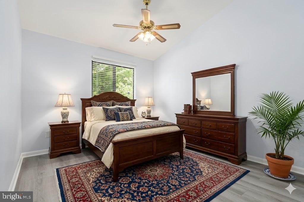 404 Peach Court photo 7